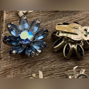 True Vintage WEISS Earrings Light Navy Blue Flowers Open Set Marquis Stones